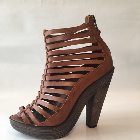 Joie Shoes - 💕❤️Joie Shoes (Style Escapade) Size 38